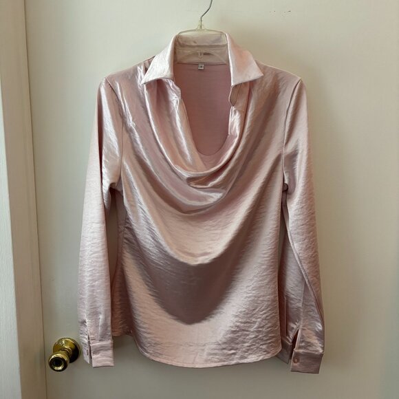 Gorgeous Pink Blouse with Luxurious Satin Finish, Size Small - Picture 9 of 9